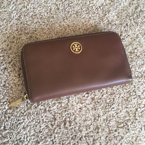 Tory Burch Wallet